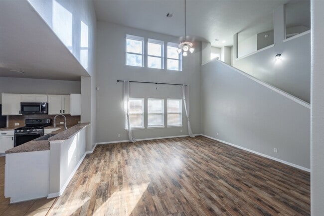 Photo - 18318 Canary Bluff Ln