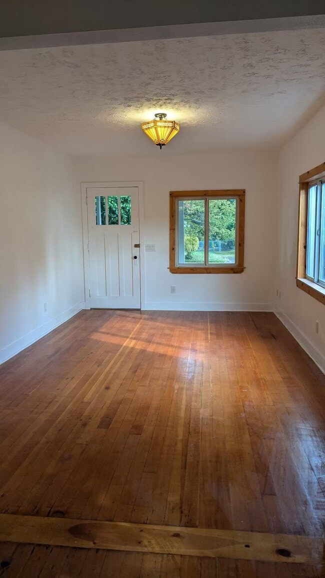 Photo - 322 Avenue A