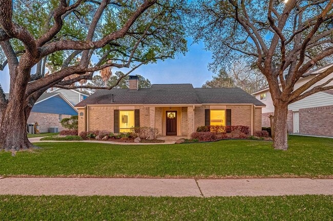 Photo - 15623 Boulder Oaks Dr Rental