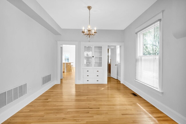 Photo - 1036 S Race St