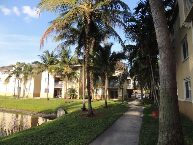 Photo - 2600 S University Dr Unit 103