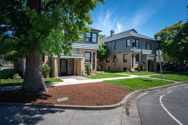 Photo - The Interurban Apartments