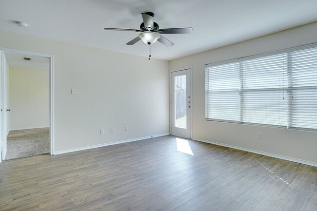 Photo - Spacious Duplex Townhome in Quiet Cul-de-Sac | Fresh Paint | 15-Month Lease
