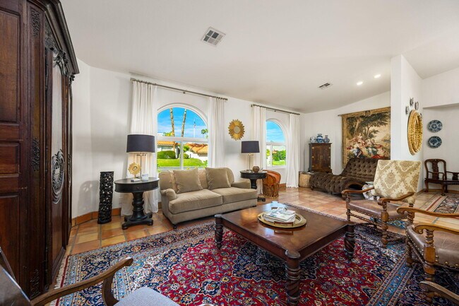 Photo - 73055 Amber St