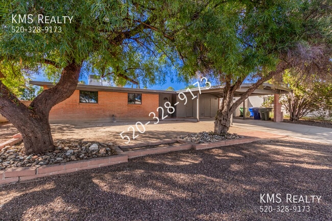 Photo - 2426 S Palm Springs Dr