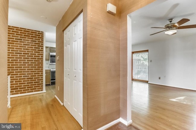 Photo - 1809 N Uhle St