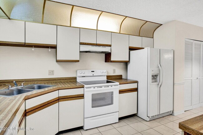 Photo - 7623 Baymeadows Cir W Unit 2024