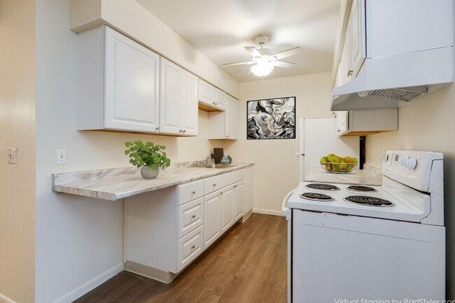 Photo - Spring Creek Apartments