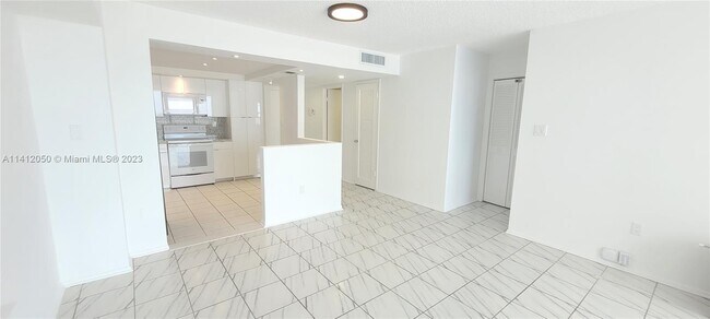 Photo - 18071 Biscayne Blvd Unit 1403