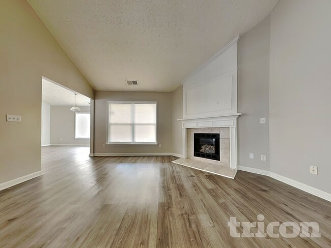 Photo - 7113 Boulder Pass