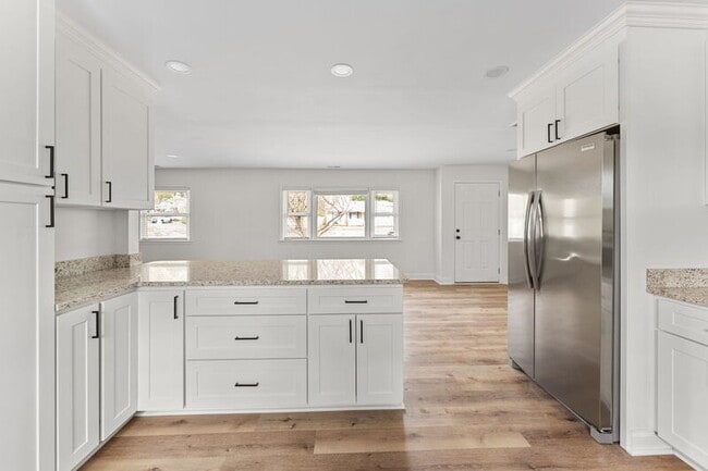 Photo - 7211 Mayetta Dr