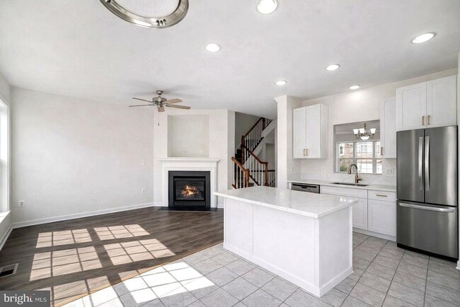 Photo - 5635 Sheals Ln