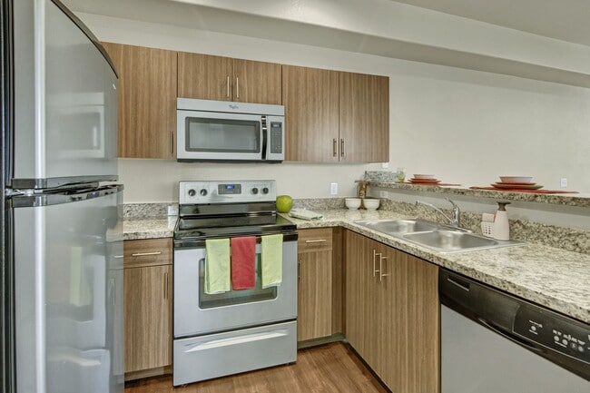 Building Photo - Cobalt on 32nd Street Rental