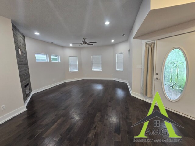 Photo - 921 N Temple Ave