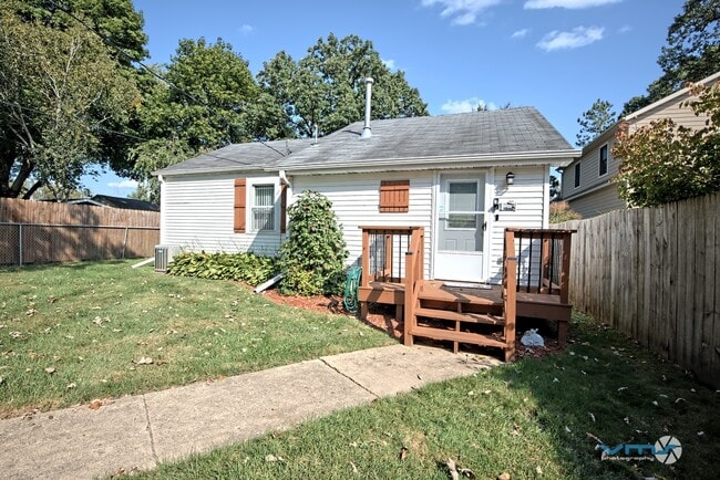Photo - 4228 Riverside Dr