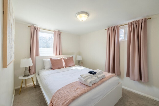 Photo - 356 E Utopia Ave Unit ID1249886P