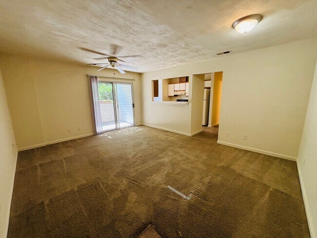 Photo - 400 Berryfield Ln
