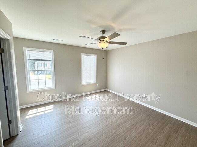 Photo - 4033 Lucerne Ct