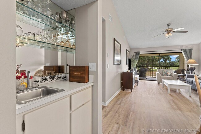1502 Pinecrest Cir Unit C
