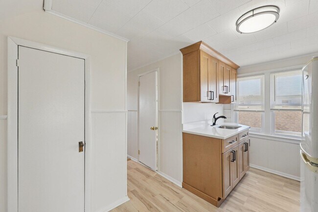 Photo - 153 Banta Ave Unit 3