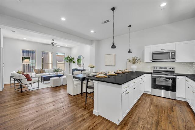 Photo - 5806 Bryan Pkwy Unit 101