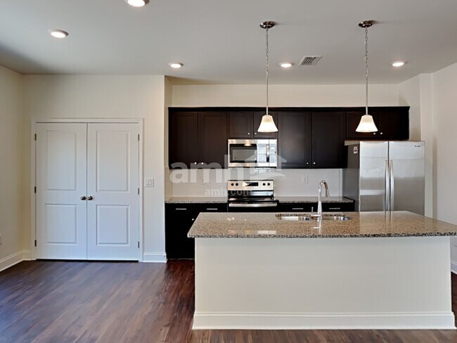 Photo - 593 Smt Vw Ln