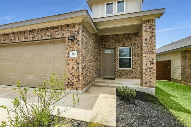 212 Prairie Song Ln