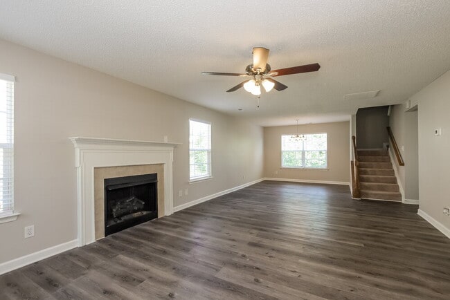 Photo - 2127 Pleasant Dale Dr