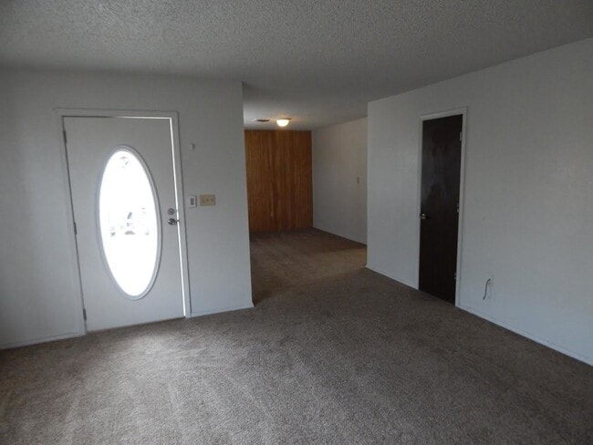Photo - 2306 E Olive St