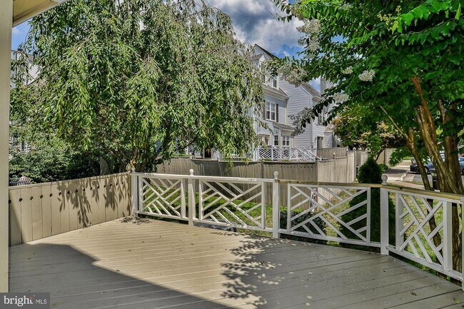 Building Photo - 12817 Mill Brook Ct