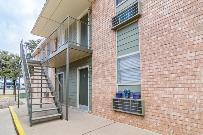 Bella Vista Apartments