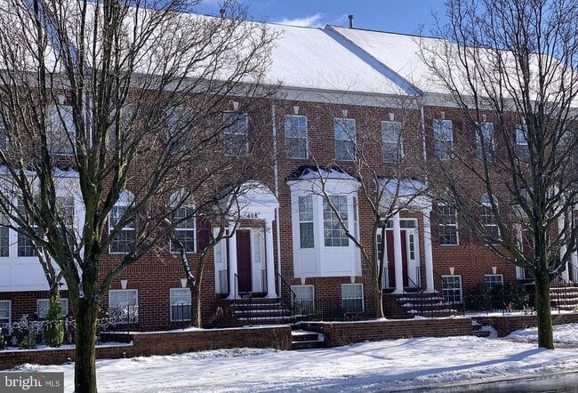 Building Photo - 410 Redland Blvd