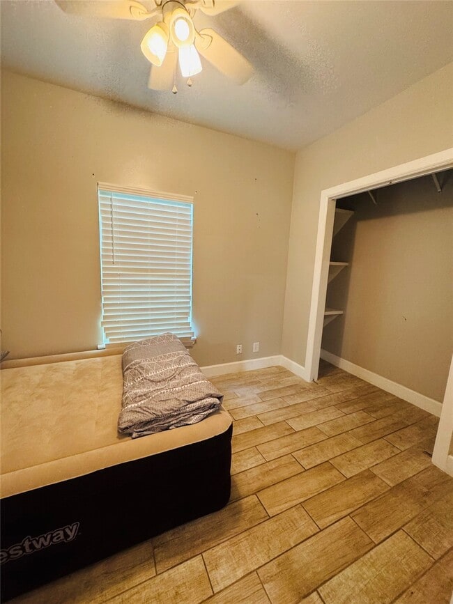 Photo - 13007 Shady Ln