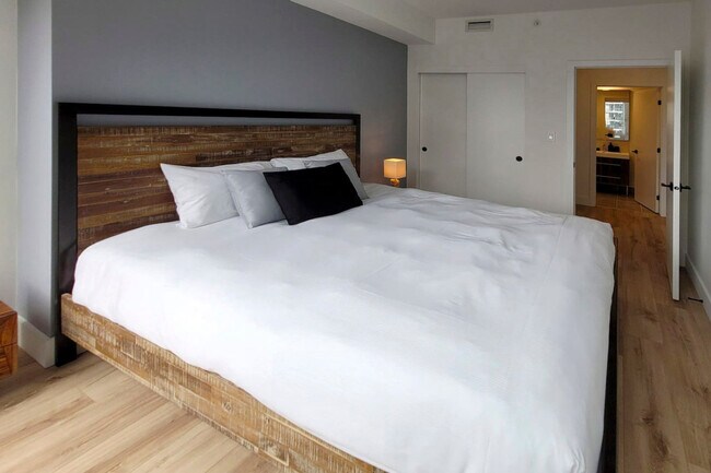 Photo - 1180 Rue de Bleury Unit ID1222943P