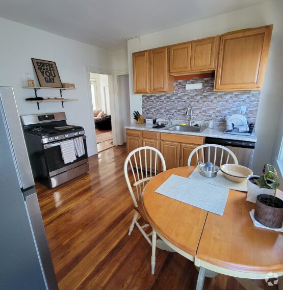 Building Photo - 32 Juliette St Unit 2 Rental