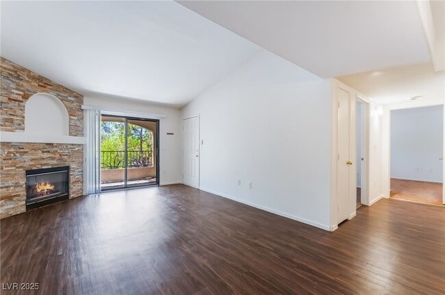 Photo - 950 Seven Hills Dr Unit 524