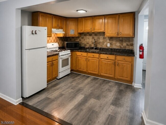42 Lake St Unit 1