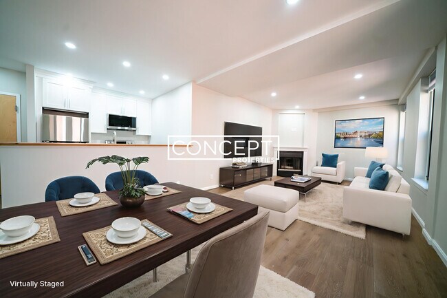 Photo - 1661 Washington St Unit 403