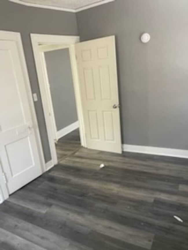 Photo - 9262 Ward Ave