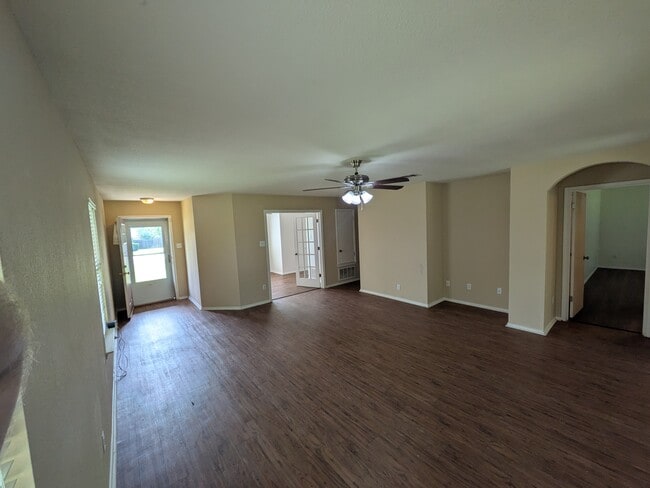 Photo - 133 Carolyns Way