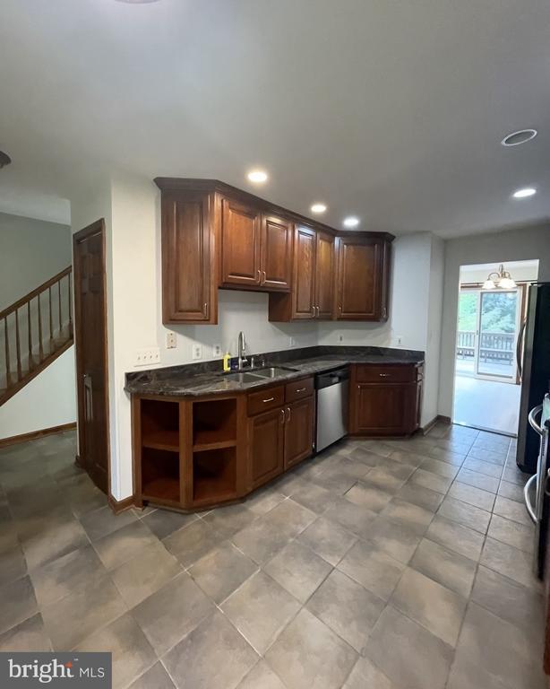 Photo - 5 Briardale Ct