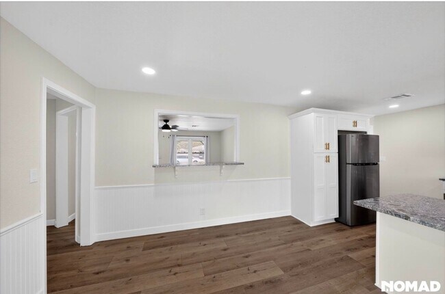 Photo - 5209 Kershaw Cir