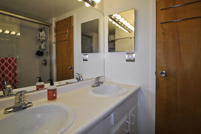 Carriage House Apartments
