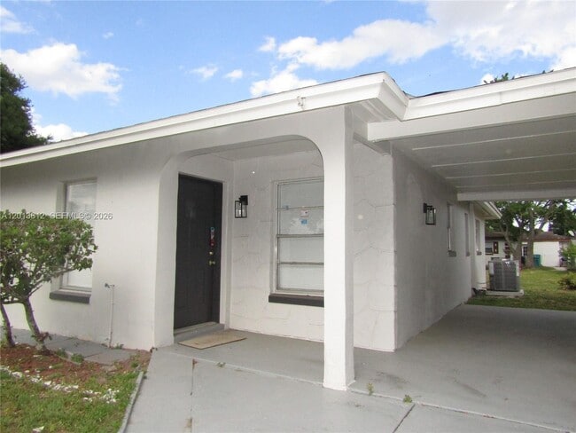 Photo - 2447 Messina Ave