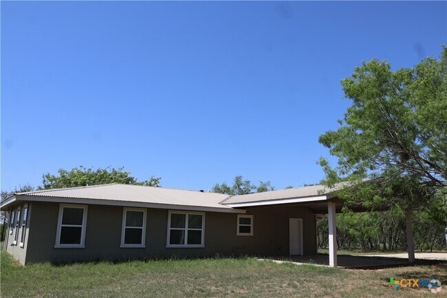 Building Photo - 1961 Jakes Colony Rd Rental