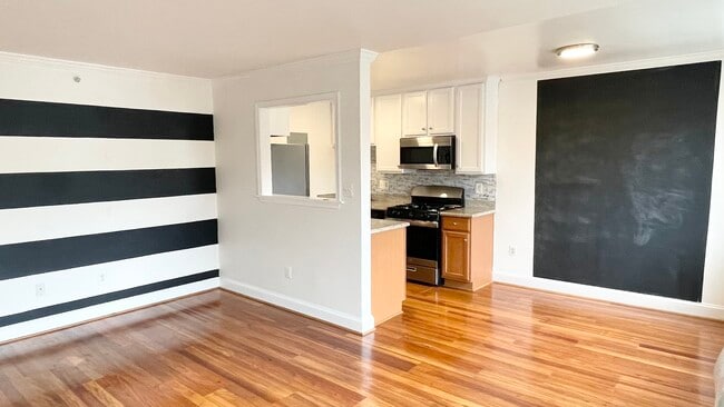 Photo - 610 Main St Unit 306