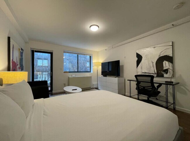 Photo - 140 W 19th St Unit ID1038551P