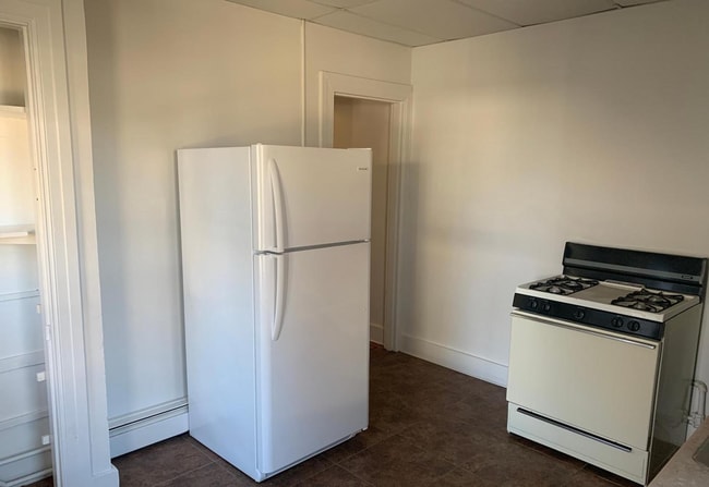 Photo - 667 E Philadelphia St Unit 667 E Philadelphia St. Apt. 2