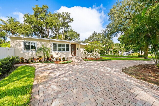 Photo - 1300 SW 17th St