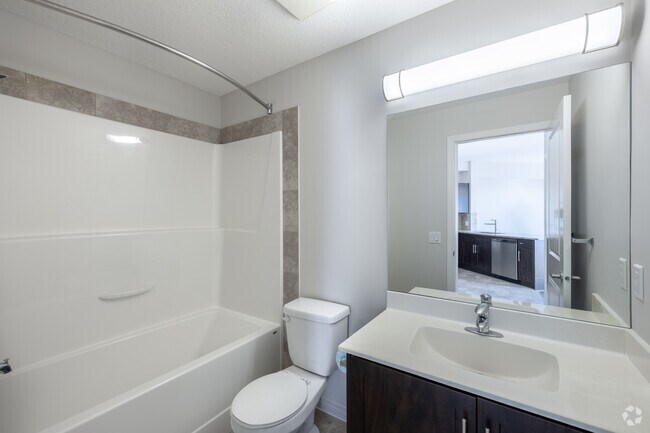 1BD, 1BA - 650SF - 1st Bathroom - Beacon Heights Apartments